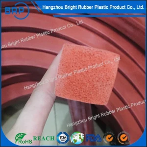 Joints en mousse de silicone rouge FDA dans 15-20 Shore A